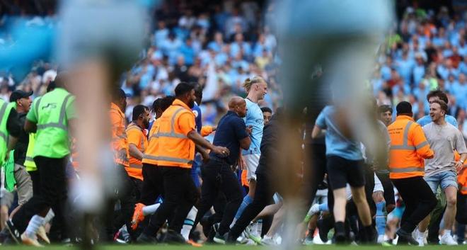 吸引中卫出 吸引中卫出