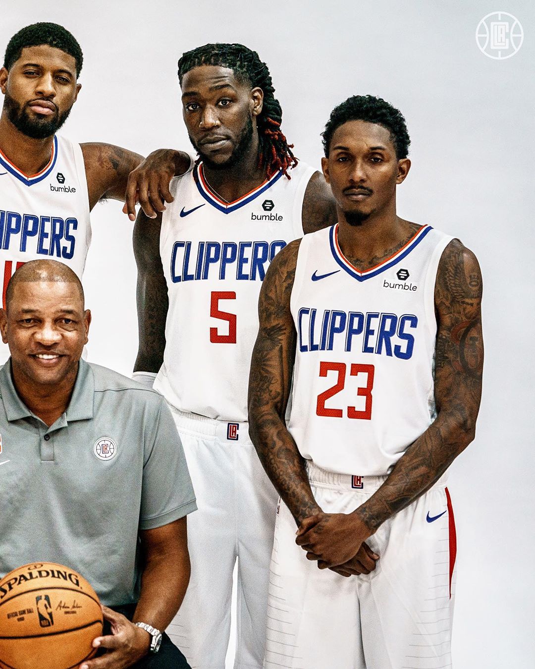 雄更吃香 雄更吃香