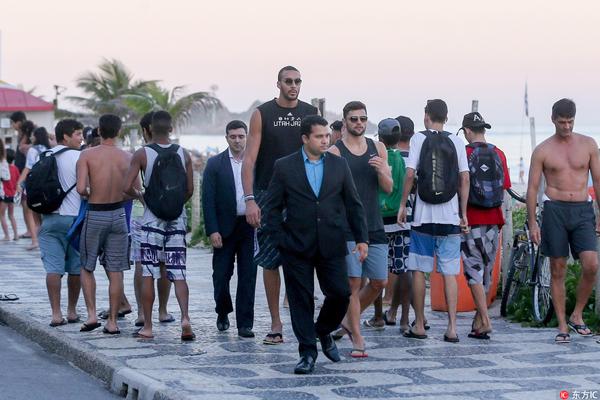 喧嚣之外 喧嚣之外