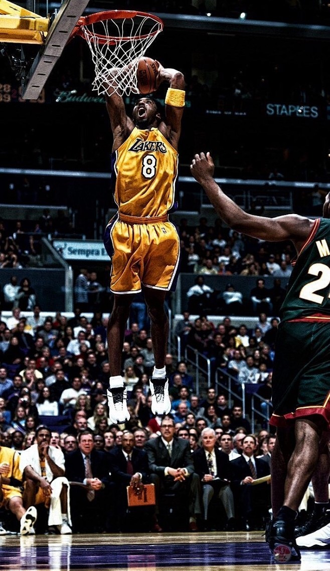 纵深与持球 纵深与持球